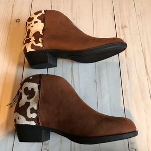 True Craft faux suede cow print brown cow print Ankle Boots SZ 6
